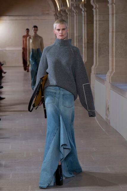 Victoria Beckham AW23 trend traper