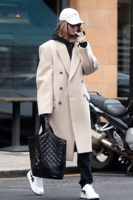 Rosie Huntington-Whiteley stil odijevanja