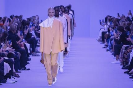 Jil Sander revija odiše tihim luksuzom