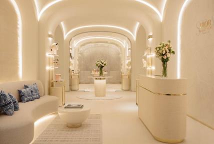 Dior Spa hotel Plaza Athénée Pariz