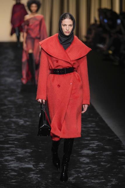 Alberta Ferretti AW 2023