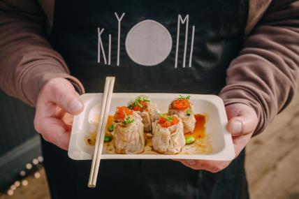 Chef Vid Nikolić_Siew Mai - dim sum punjen svinjetinom i kozicama.jpg