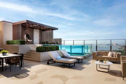 Atlantis The Royal Dubai hotel sky pool villa terrace