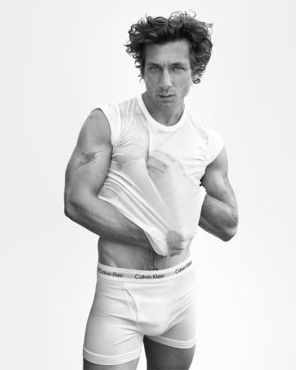 Jeremy Allen White kampanja Calvin Klein