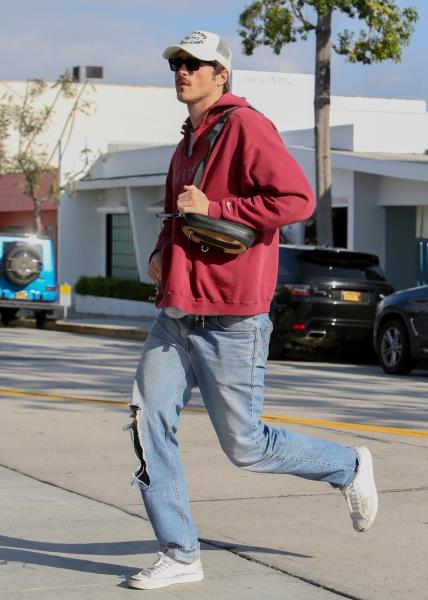 Jacob Elordi Street style