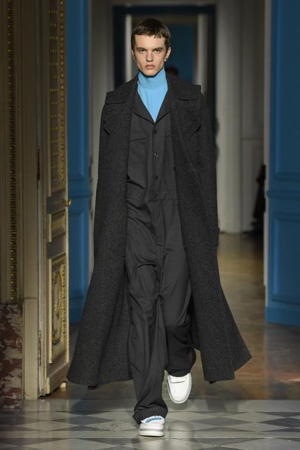 Valentino muška kolekcija AW24 Tjedan mode Pariz