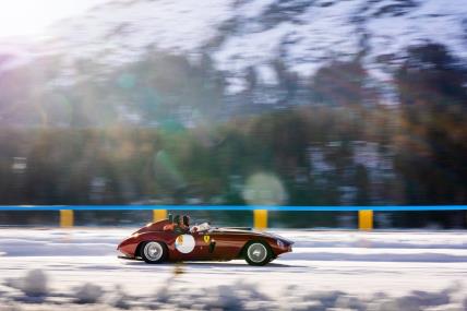 The ICE St. Moritz utrka oldtimera