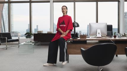 Adidas Balenciaga kampanja Bella Hadid