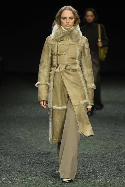 Burberry AW24 revija