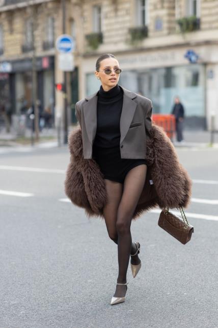 Street style Pariz Tjedan mode AW24