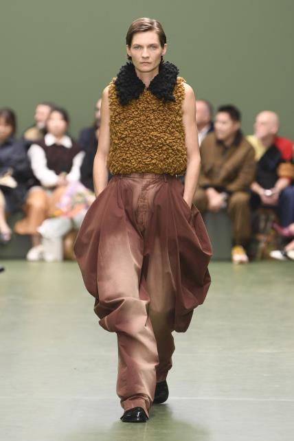 Loewe AW24 Tjedan mode Pariz