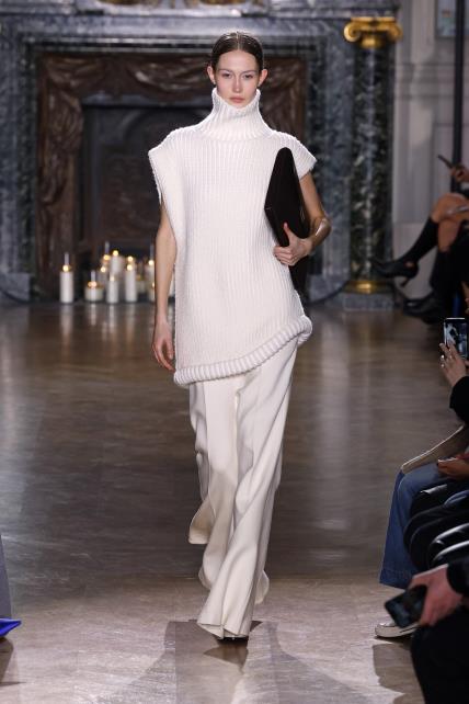 Victoria Beckham AW24 Tjedan mode Pariz