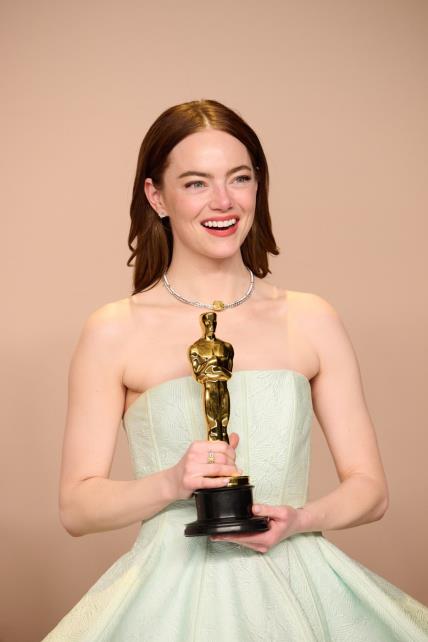 Oscari 2024., Emma Stone