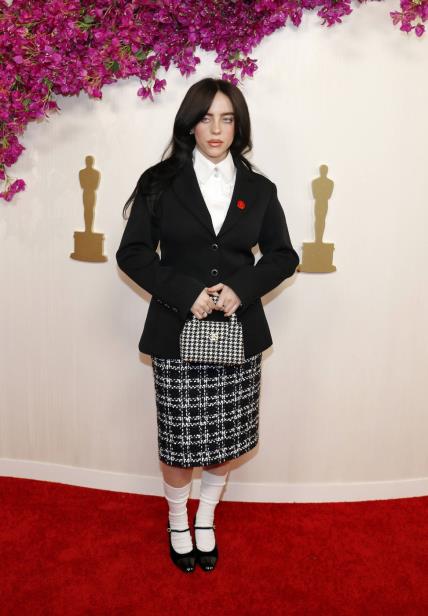 Billie Eilish, Chanel