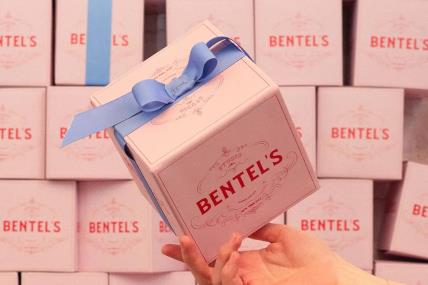 The Bentel’s Box Bag