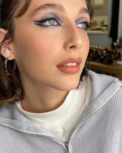 Icy makeup trend