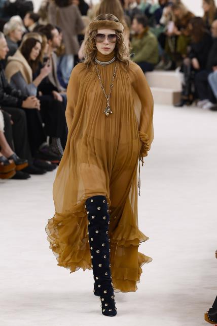 Chloe AW24 boho chic