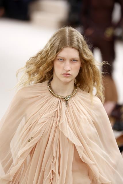 Chloe AW24 boho chic