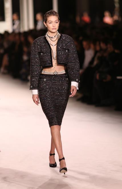 Gigi Hadid, Chanel 2019