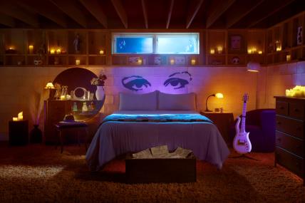01-Purple-Rain-House-Icons-Airbnb-Credit-Eric-Ogden.jpg