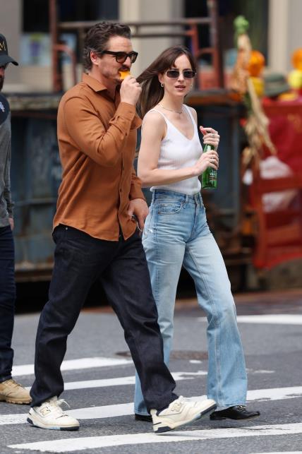 Dakota Johnson i Pedro Pascal