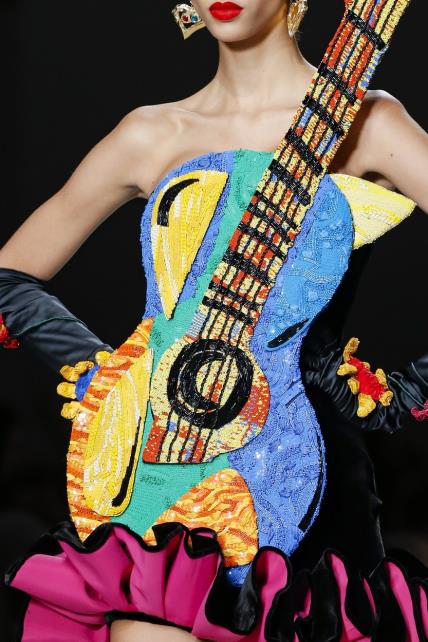 Moschino Jeremy Scott