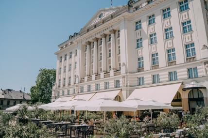 Esplanade Zagreb Hotel - Promocija jagoda2024.jpg