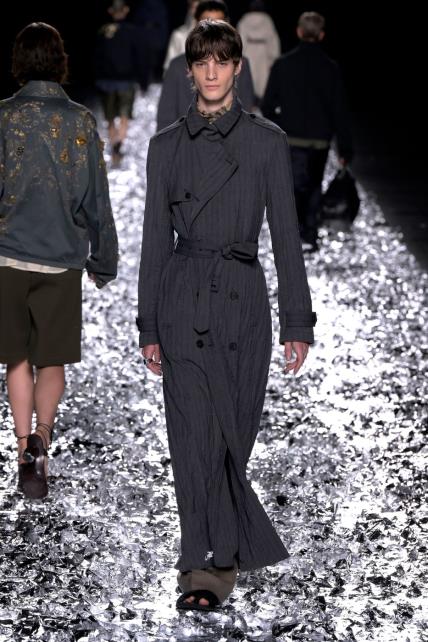 Dries Van Noten muška kolekcija SS25