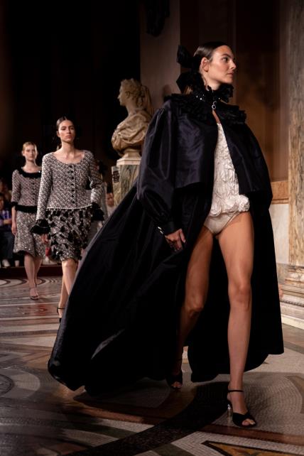 chanel_fw-2024-25-hc-finale-11-LD.jpg