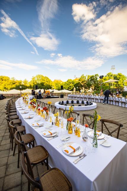 Veuve Clicquot Solaire Tables večera