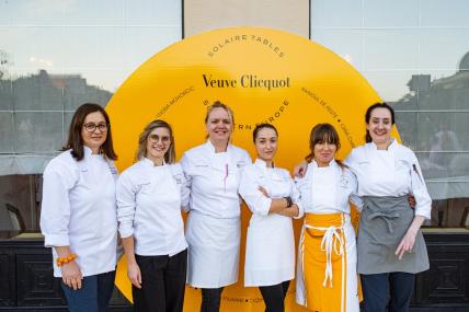 Veuve Clicquot Solaire Tables_Ksenija Mahorčič, Sabina Repovž, Ana Grgić Tomić, Renata Luceanu, Edit Kovacs, Sveda Dimitrova.jpg