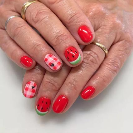 WatermelonPicnicNails-509e88f032ef412a8d72467af5f45a6e.jpg