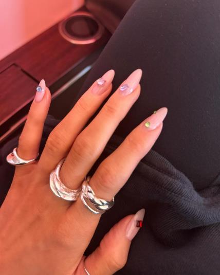Nokti Kylie Jenner