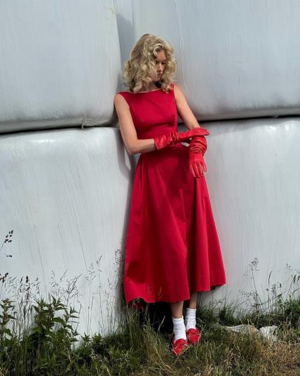 Crvena boja i modni trend Unexpected Red Theory