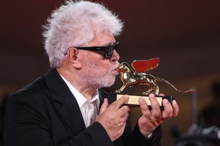 Pedro Almodovar, Filmski festival Venecija, nagrada Zlatni lav