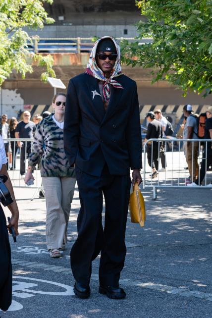 Tjedan mode New York SS25 street style