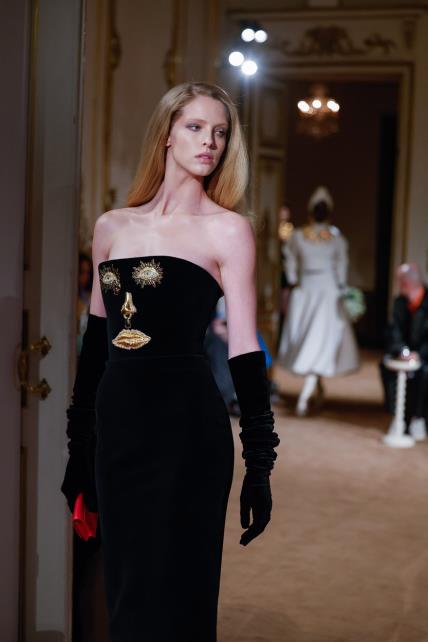 Schiaparelli AW23