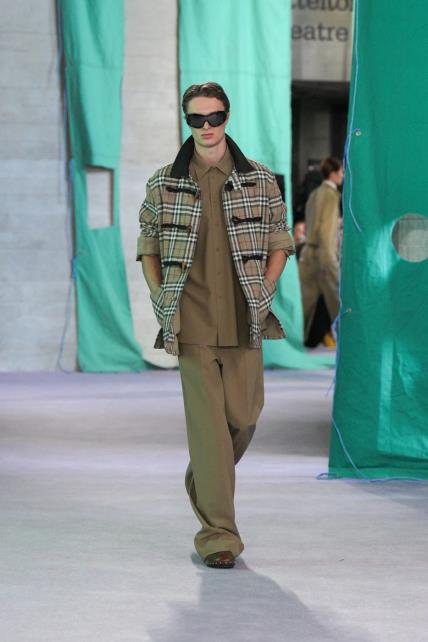 Burberry SS25 Tjedan mode London