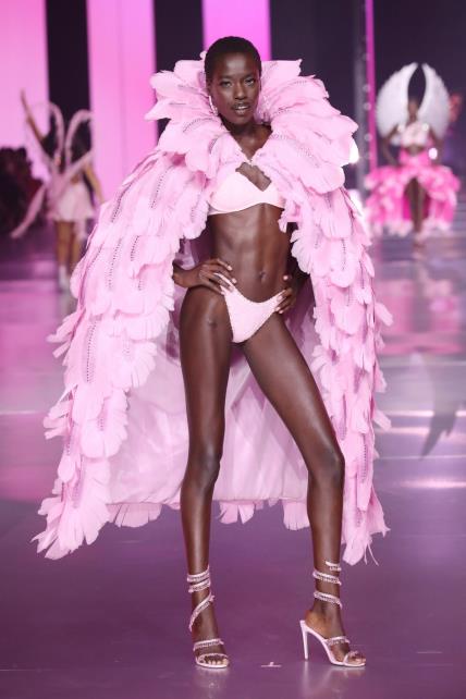 Victoria's Secret Fashion Show 2024