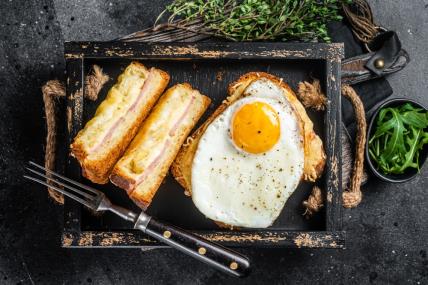 Francusku sendvič monsieur i  croque madame