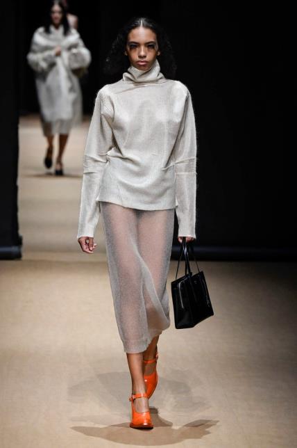 Transparentna moda Prada SS23