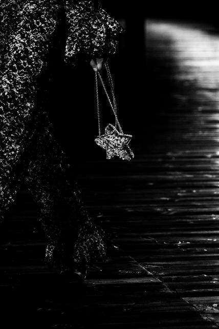 chanel_2024-25-metiers-dart-show-ambiance_look-36_copyright-chanel-1-LD.jpg