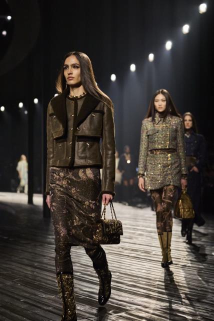 chanel_2024-25-metiers-dart-show-finale-copyright-chanel-5-LD.jpg