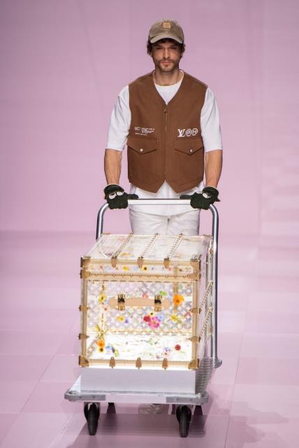 Louis Vuitton men FW25 Pharrell i NIGO