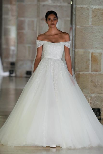 Elie Saab x Barcelona Bridal Fashion Week