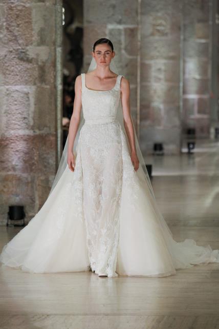 Elie Saab x Barcelona Bridal Fashion Week