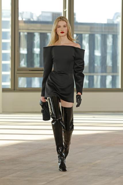 Stella McCartney AW25 Tjedan mode Pariz