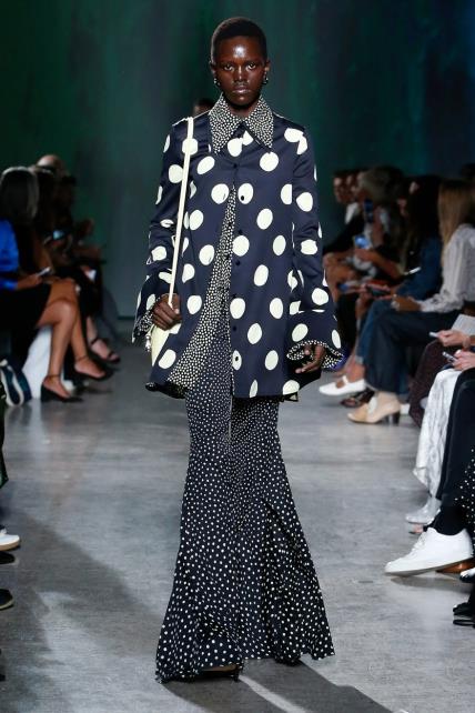 Polka dots modni trend 2023