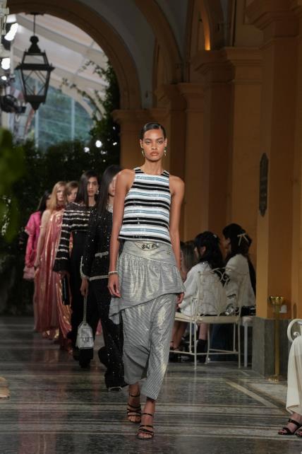 Chanel Cruise 25