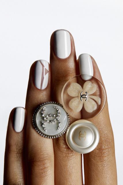 CHANEL LE VERNIS 2023 COLLECTION